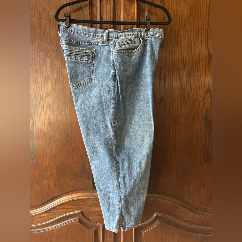 NYDJ Light Blue Denim Capris